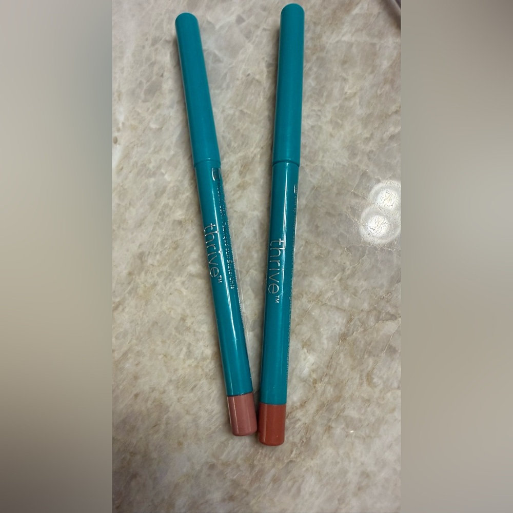 Thrive Causemetics Lip Fuller Lip Liner